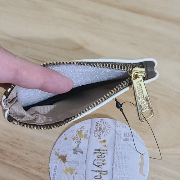 loungefly coin bag